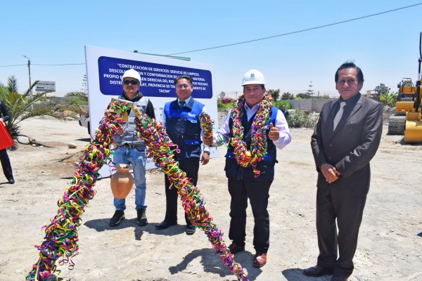 SE INICIA OBRA DE FORTALECIMIENTO DE LAS DEFENSAS DEL RÍO CAPLINA EN PESCHAY