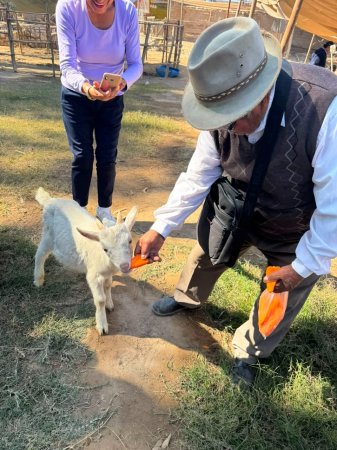 USUARIOS DE OMAPED Y CIAM DISFRUTARON JORNADA DE INTEGRACIÓN Y APRENDIZAJE EN LA GRANJA LARAMI