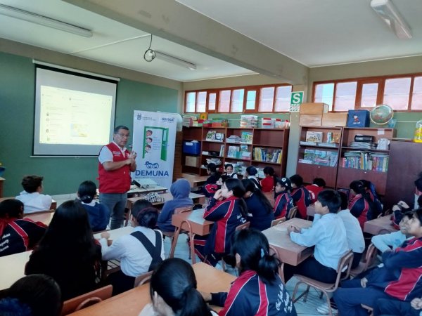 POCOLLAY REFUERZA LA PREVENCIÓN DE LA TRATA DE PERSONAS EN LA COMUNIDAD EDUCATIVA