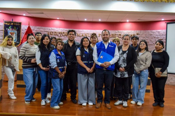 POCOLLAY FORTALECE LA ÉTICA Y LA TRANSPARENCIA EN LA GESTIÓN PÚBLICA