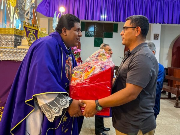 POCOLLAY PROMUEVE LA SOLIDARIDAD EN HONOR AL SEÑOR DE LOS MILAGROS